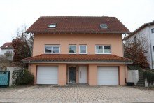  Sch�nes, freistehendes Einfamilienhaus in Staufenberg-OT, Baujahr 2012 mit 2 Garagen!