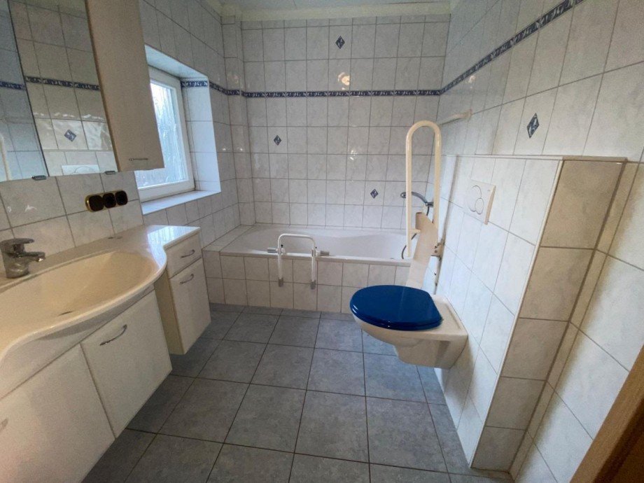  Zweifamilienhaus Heuchelheim