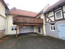  2 Wohnh�user (Neubau und Fachwerkhaus) in Heuchelheim-OT mit gro�em Grundst�ck