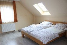  Sch�nes, freistehendes Einfamilienhaus in Staufenberg-OT, Baujahr 2012 mit 2 Garagen!